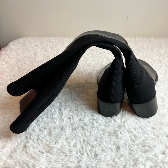 NEW Stuart Weitzman Jayla Knee Black Leather Knee High Boot in Size 8 - Picture 4 of 14